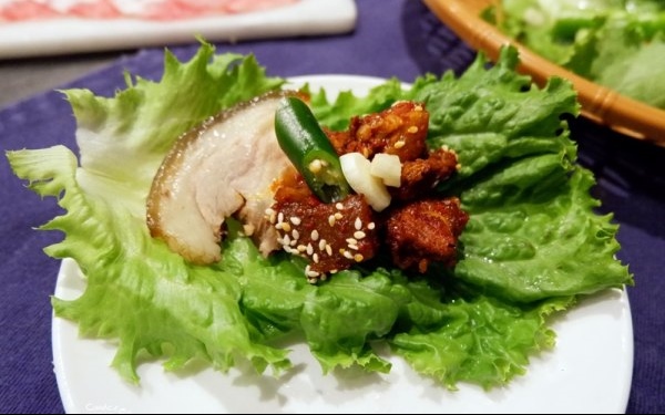 「新沙洞韓國涮涮鍋」Blog遊記的精采圖片